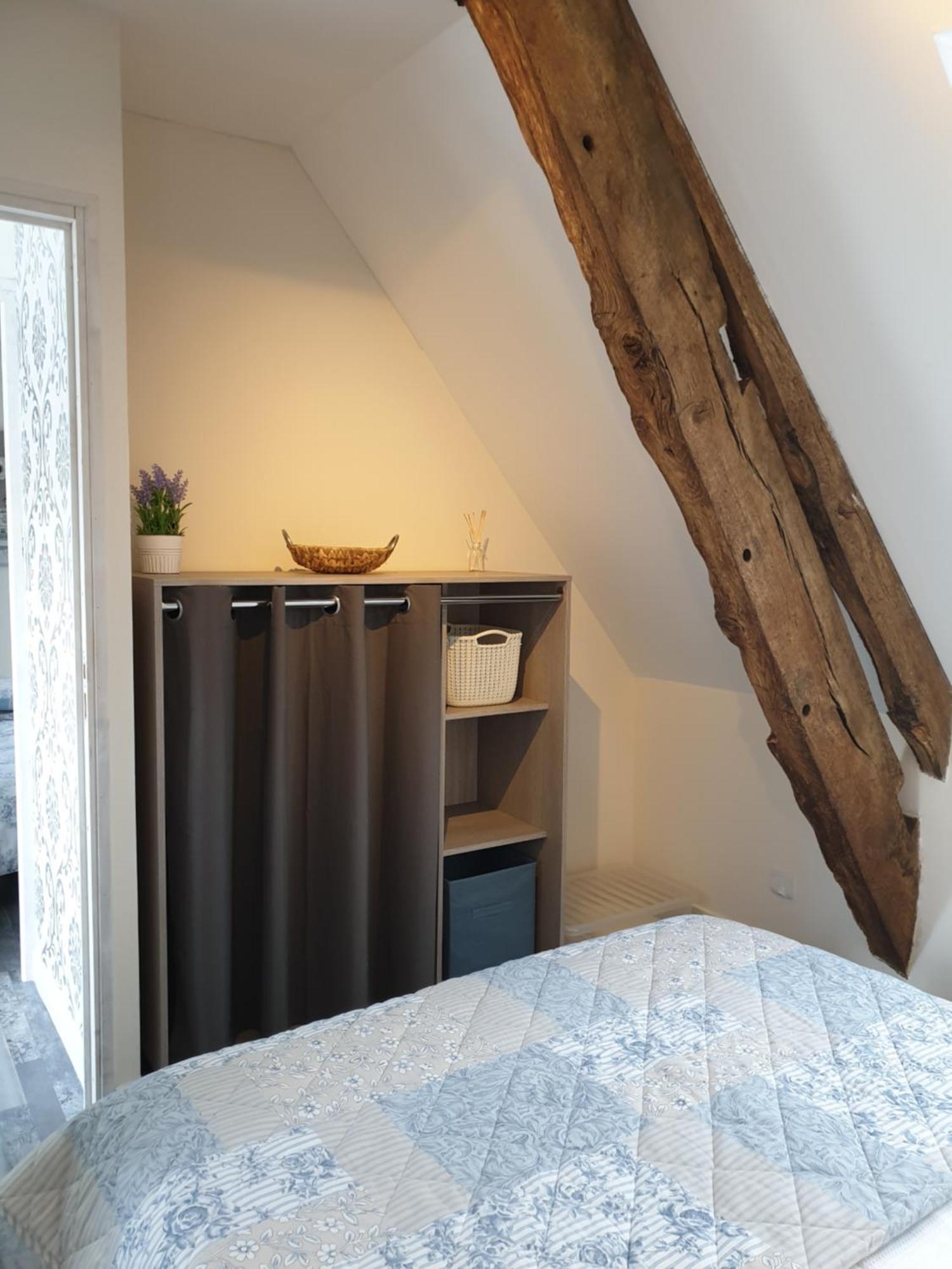 Bed and Breakfast Le Petit Dragon Plumaudan Номер фото
