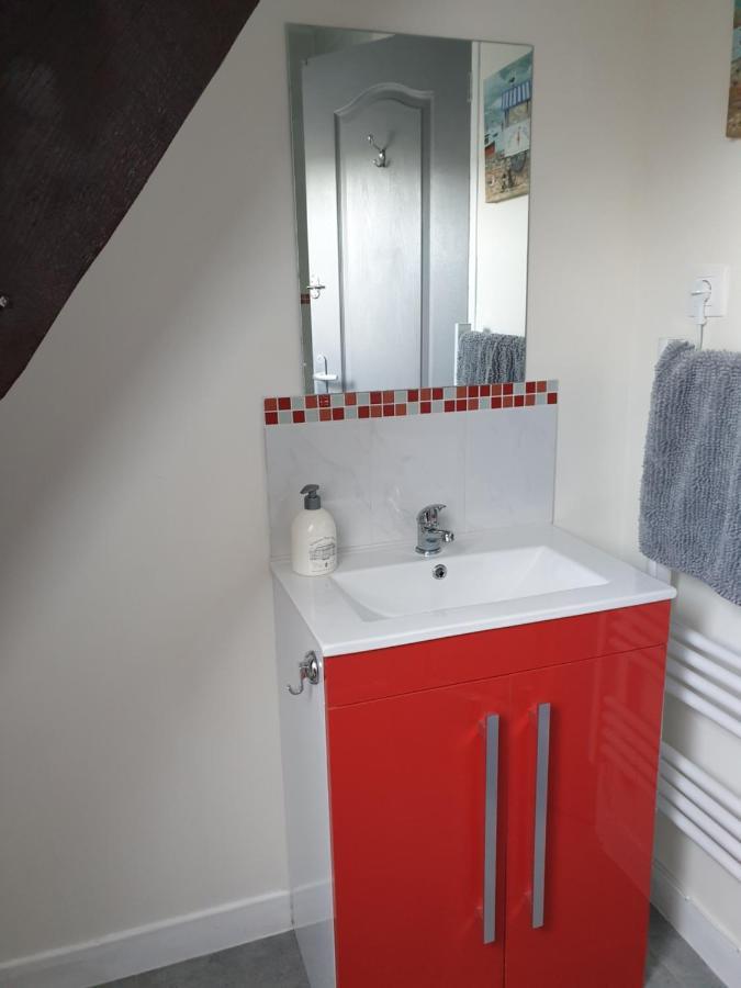 Bed and Breakfast Le Petit Dragon Plumaudan Екстер'єр фото