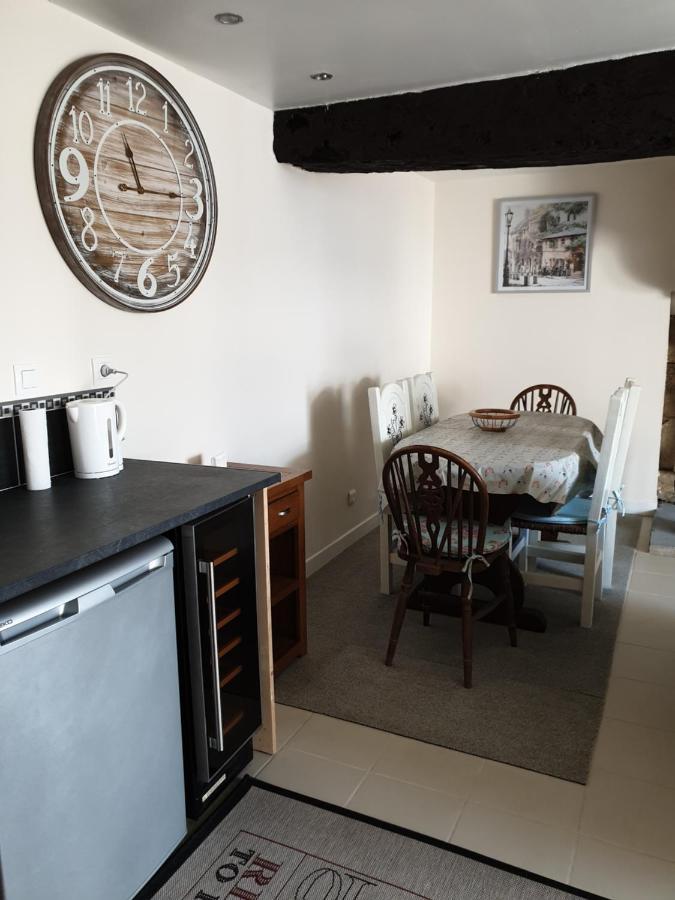Bed and Breakfast Le Petit Dragon Plumaudan Екстер'єр фото